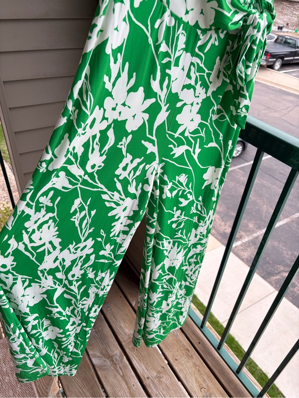 🆕🌿London Style Collection Green Floral Wrap Jumpsuit Wide Leg Tie Waist Size 4 - Picture 7 of 17
